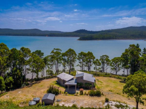 Cloudy Bay Lagoon Estate, South Bruny